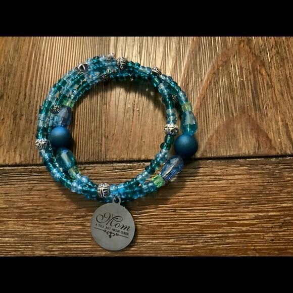 Handmade Mother's Day Bracelet - Picture 1 of 3